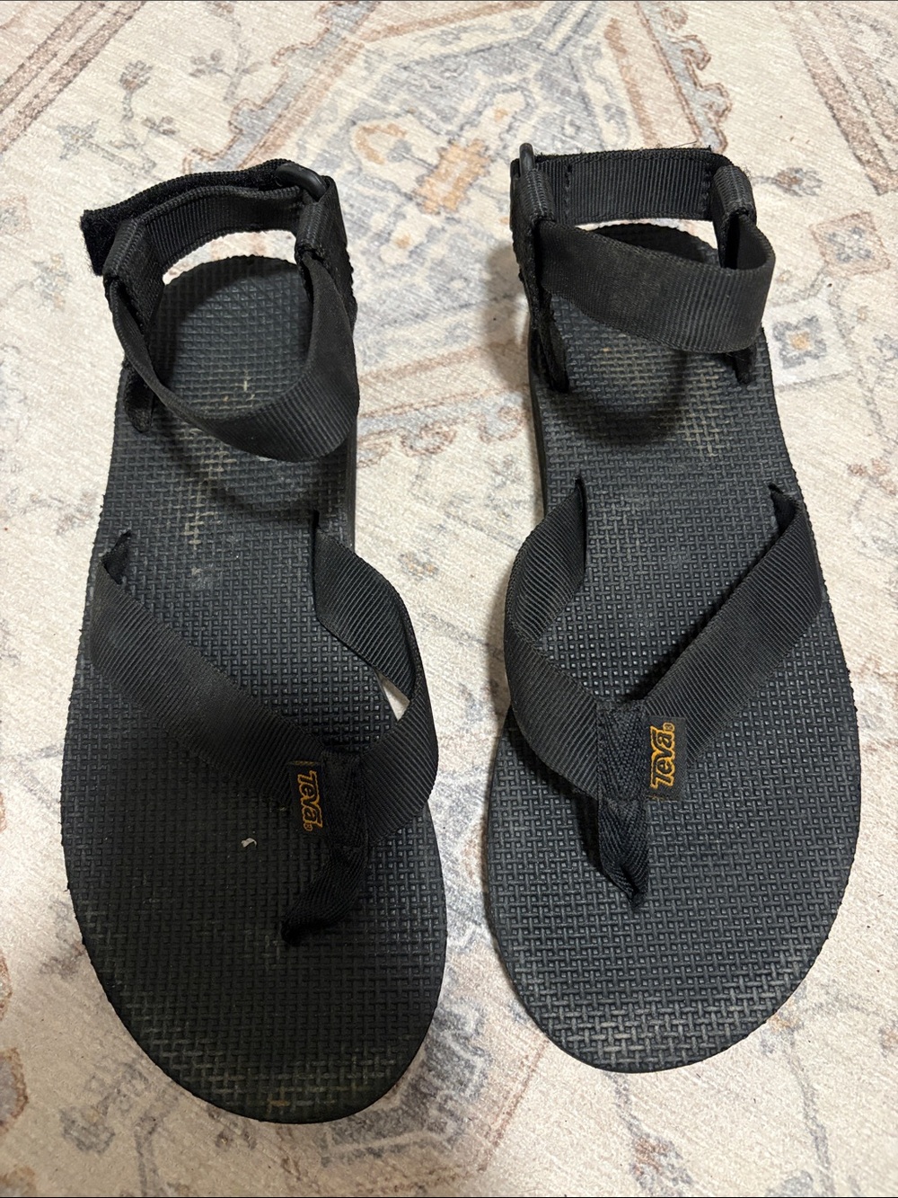 Teva Women's Universal Strap Sandals Lot of 2 in Black and Lavender women’s 8 - Picture 4 of 6